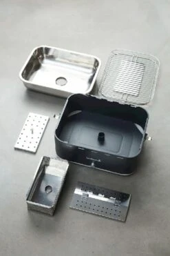 Barbecook Carlo Houtskool Tafelbarbecue - Groen 10 Barbecook Carlo Houtskool Tafelbarbecue - Groen -Winkel Voor Kampeerartikelen barbecook 5