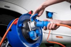 Brennenstuhl CEE Verloopkabel Met Hoekkoppeling 1,5 M 12 Brennenstuhl CEE Verloopkabel Met Hoekkoppeling 1,5 M -Winkel Voor Kampeerartikelen image 1